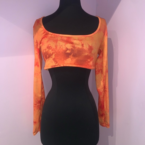Pretty little thing long sleeve orange crop top - Picture 1 of 2